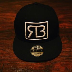 RizkyBusinesz clothing line